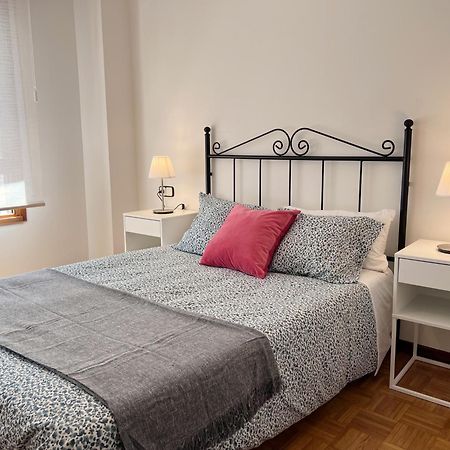 Apartamento Europa Centric Parking Gratis Oviedo Dış mekan fotoğraf