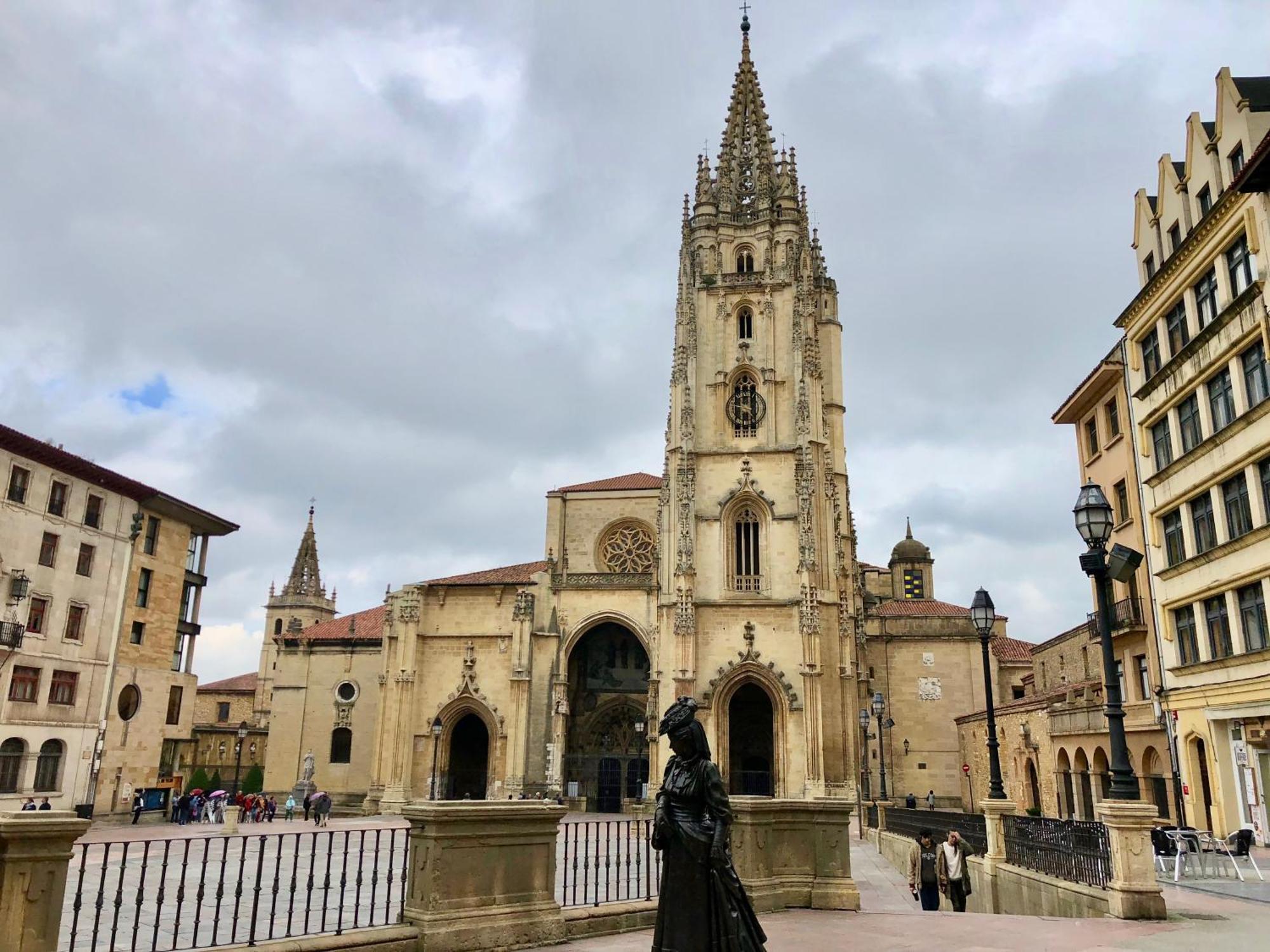 Apartamento Europa Centric Parking Gratis Oviedo Dış mekan fotoğraf