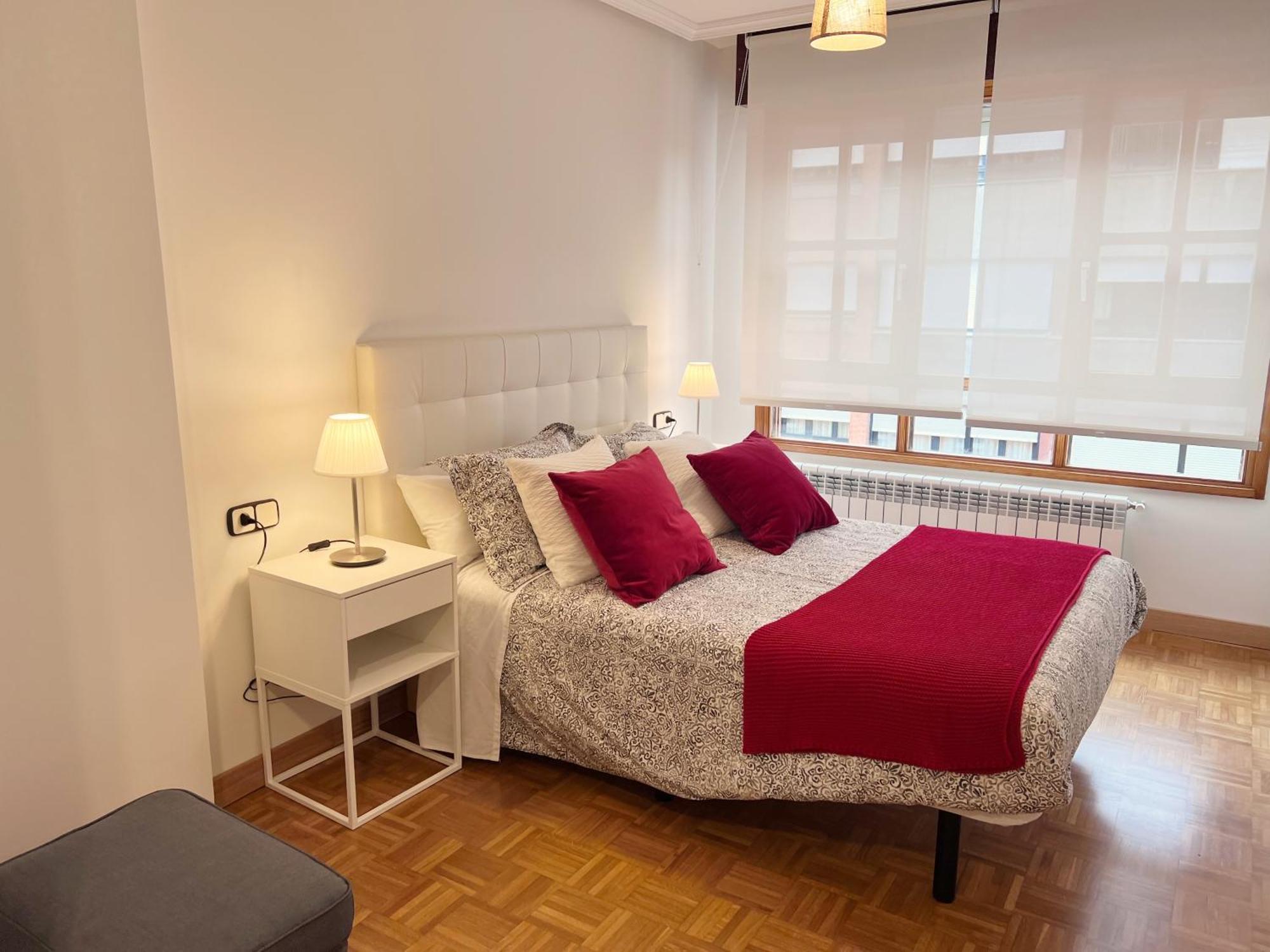 Apartamento Europa Centric Parking Gratis Oviedo Dış mekan fotoğraf